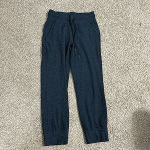 Lululemon Women’s Jogger Pant Size 4 Ready To Rulu Heather Navy Athleisure Yoga